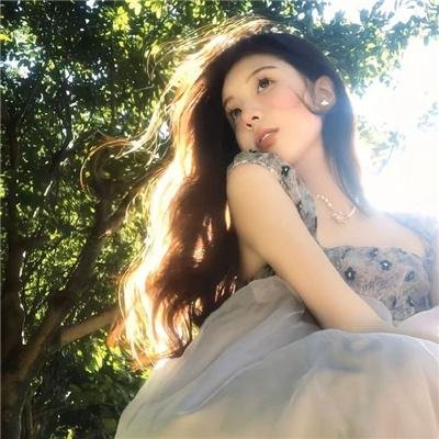 飘动的红丝带